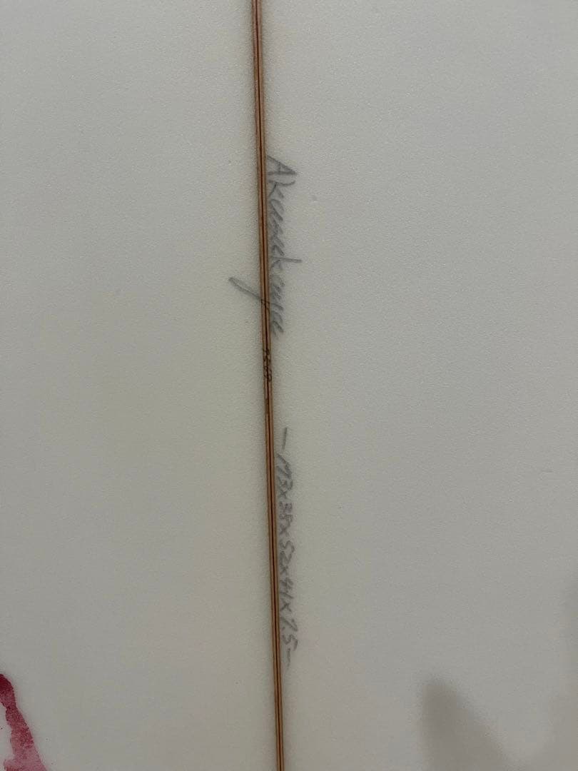 サーフボード　四国のハンドシェイプ　スタイリッシュサーフボード