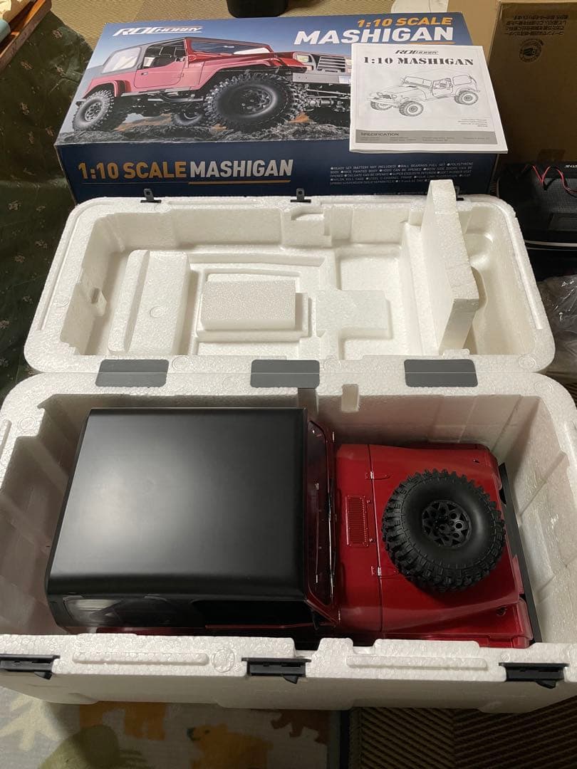 (仮面ライダーさん専用）FMS1:10スケール 赤 オフロードラジコンカー