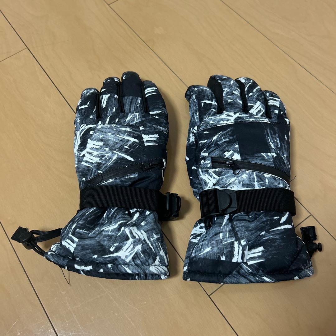 【ヘンプルさん専用】スノボ上下ウェア　PONTAPES Lサイズ（メンズ）