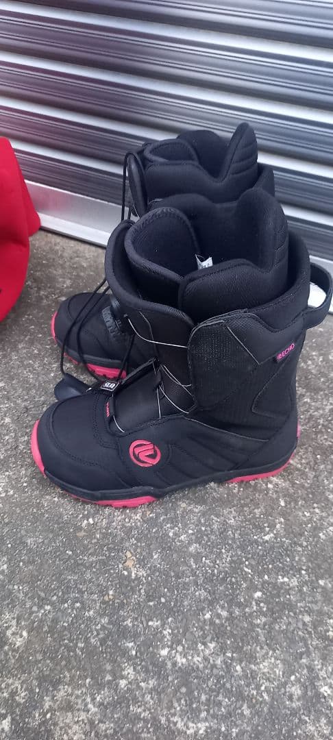 スノーボードセット　板Subtle バインFLUX ブーツFLOW エッジガード