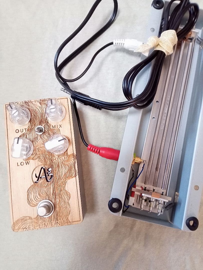 レア/名リバーブ Anasounds/Element∼極上タンク付き ファズ