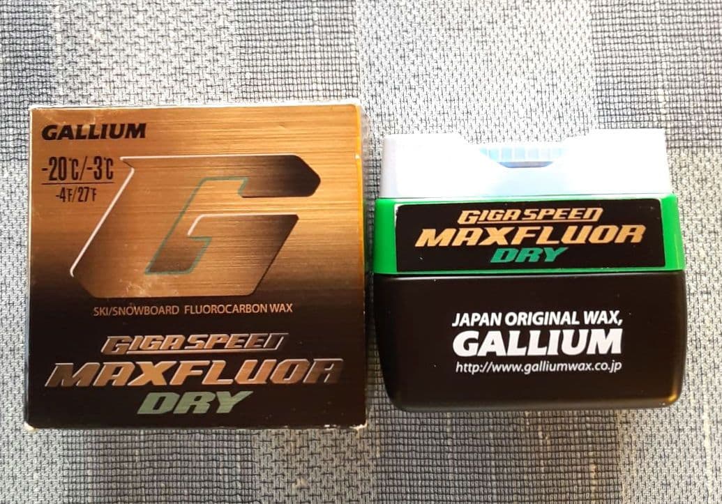 GALLIUM GIGA SPEEDスキー・スノーボード 幻のトップワックス2個