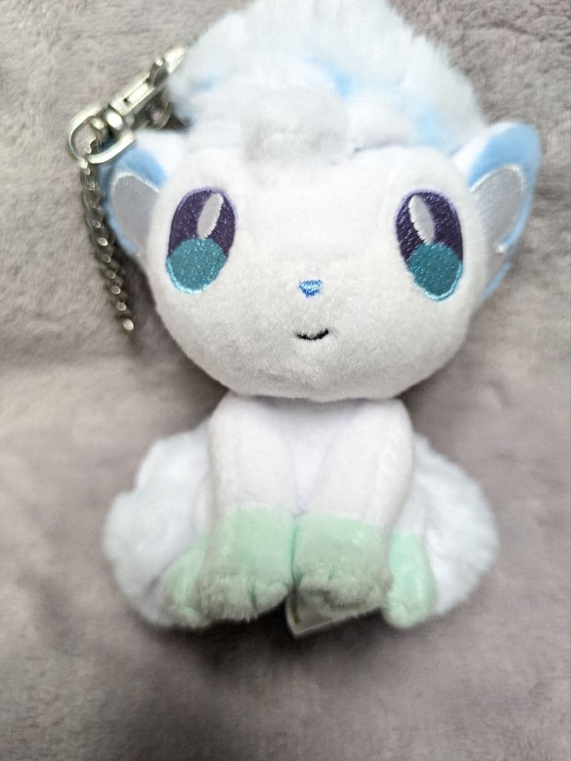 ポケモンセンター限定 アローラロコン チャーム付きマスコット