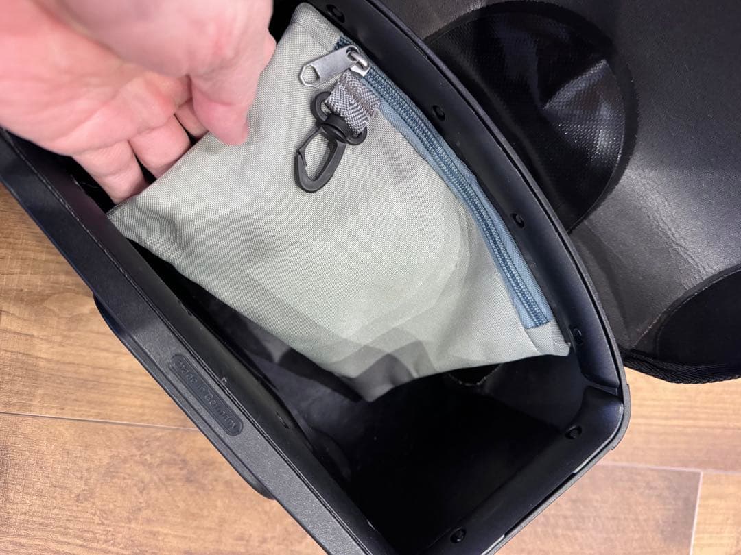 ORTLIEBオルトリーブ　アルティメイト6クラシック 7L+別売アタッチメント