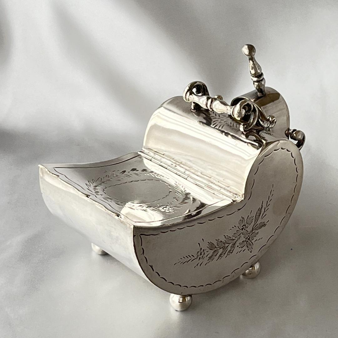 【英国】シュガーボックス / スカットル スコップ【シルバープレート】