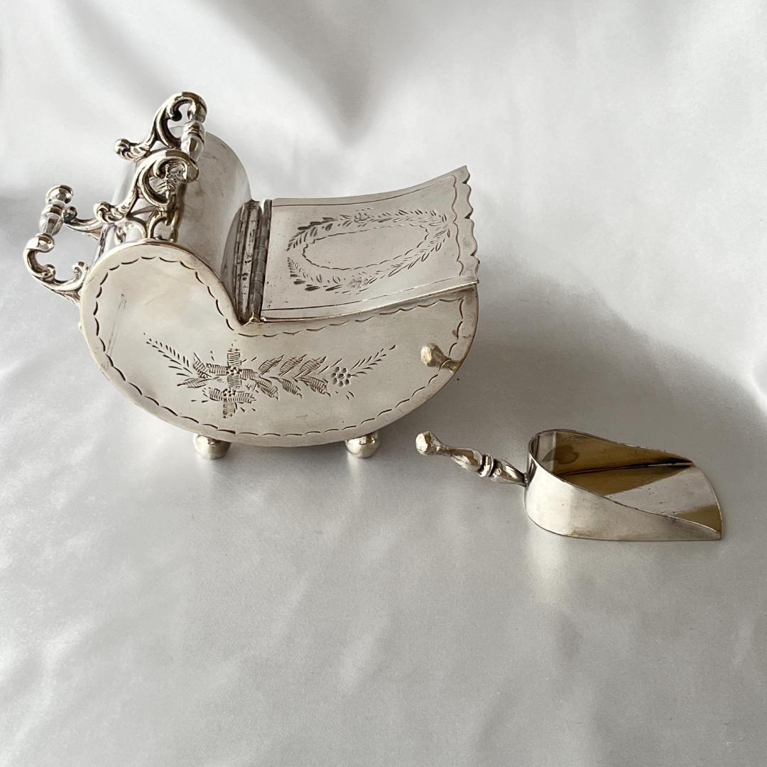 【英国】シュガーボックス / スカットル スコップ【シルバープレート】