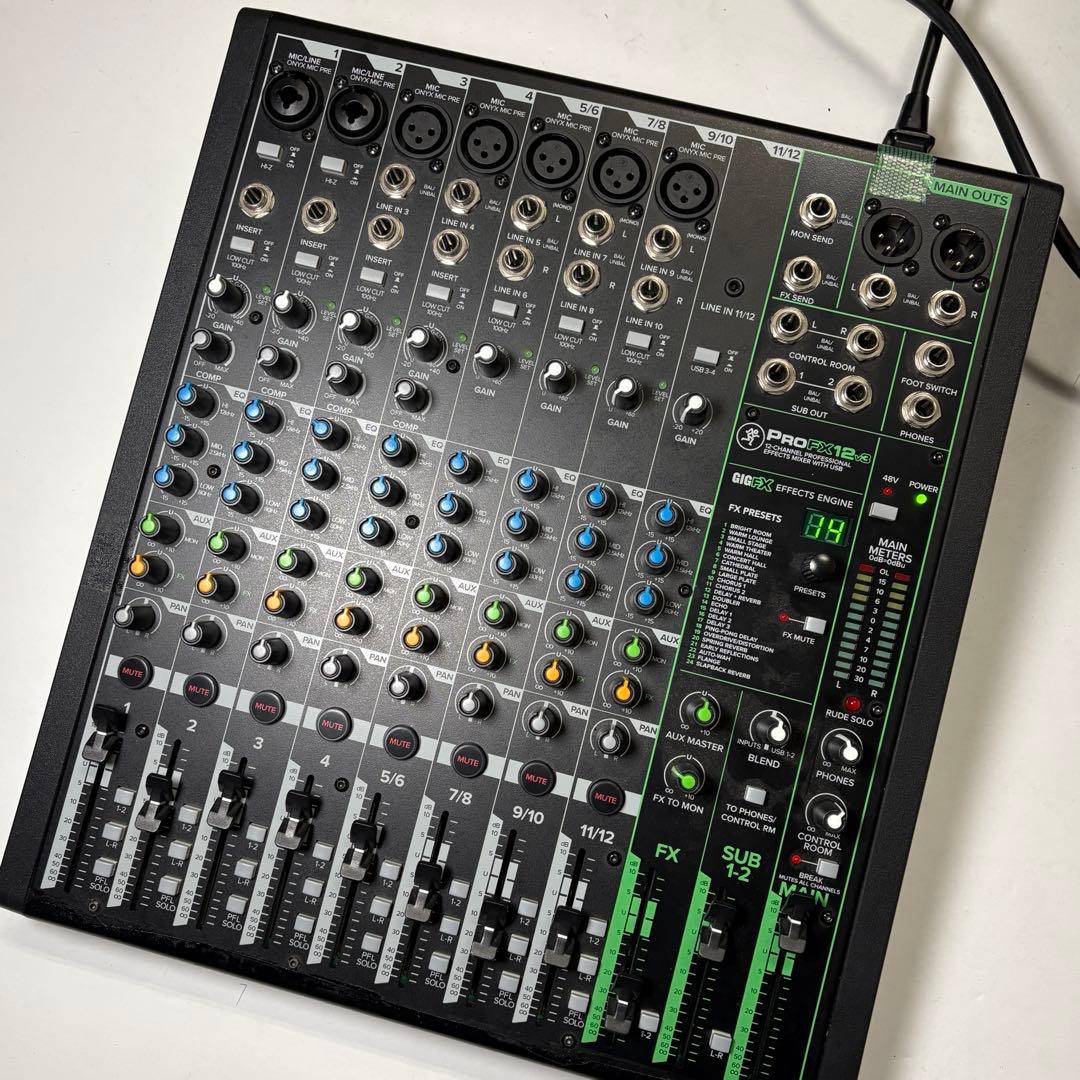 PROFX12V3 アナログミキサー 12チャンネル