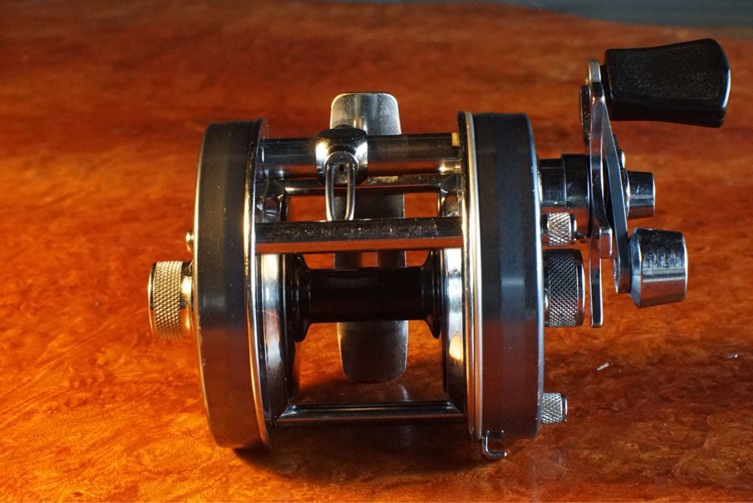 ABU アンバサダー 5500C メンテ済 フレーム修正済