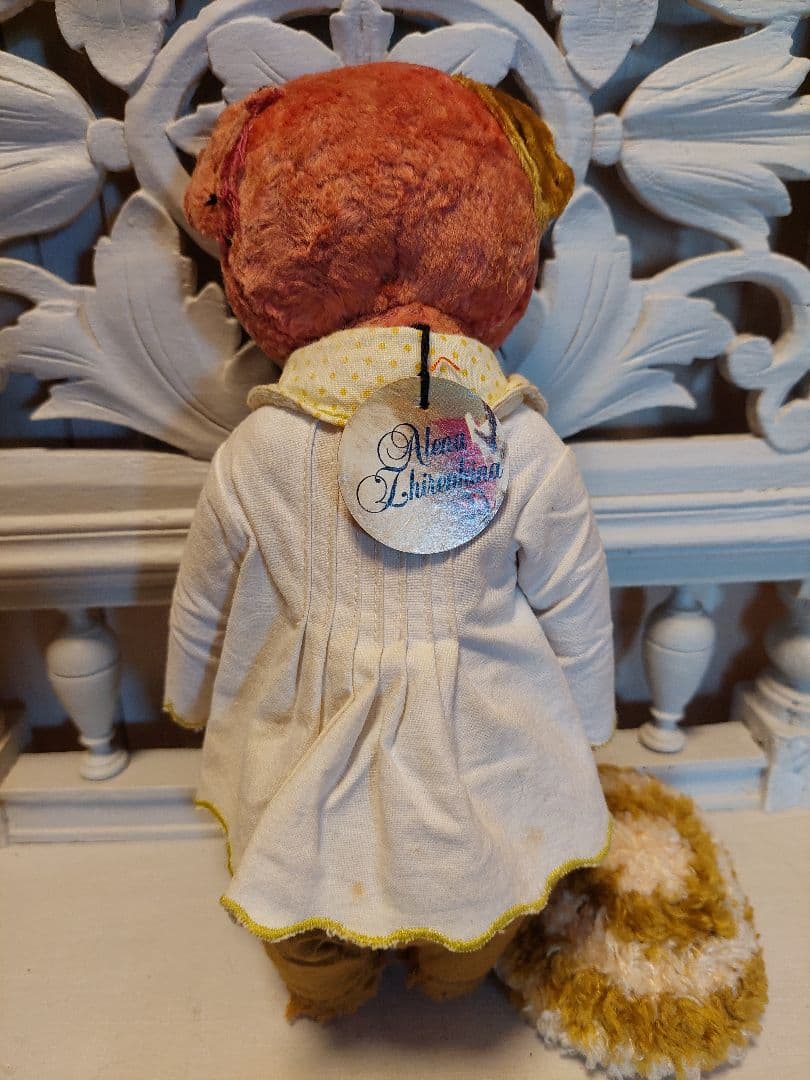 アリョーナ・ジレンキナさん作ベア