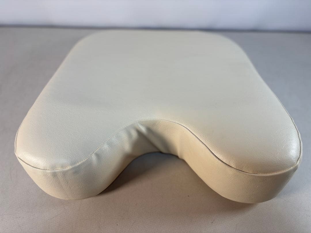 高田ベッド製作所製のケアーバスト用枕＆フェイス用枕