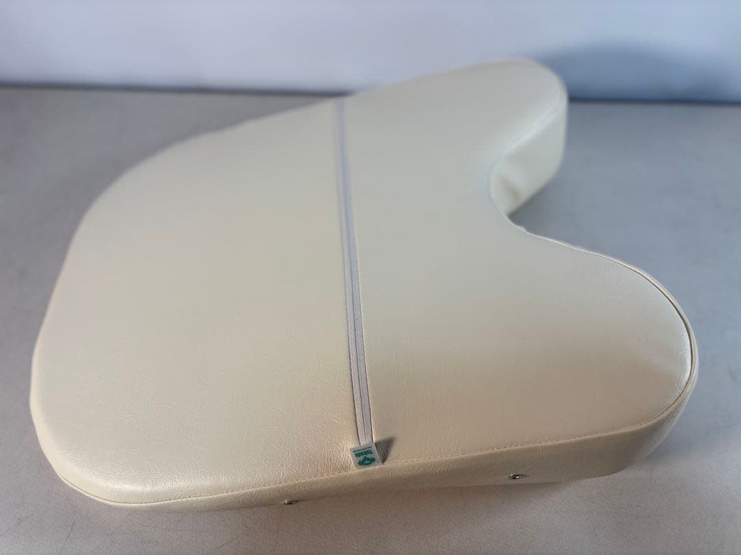 高田ベッド製作所製のケアーバスト用枕＆フェイス用枕