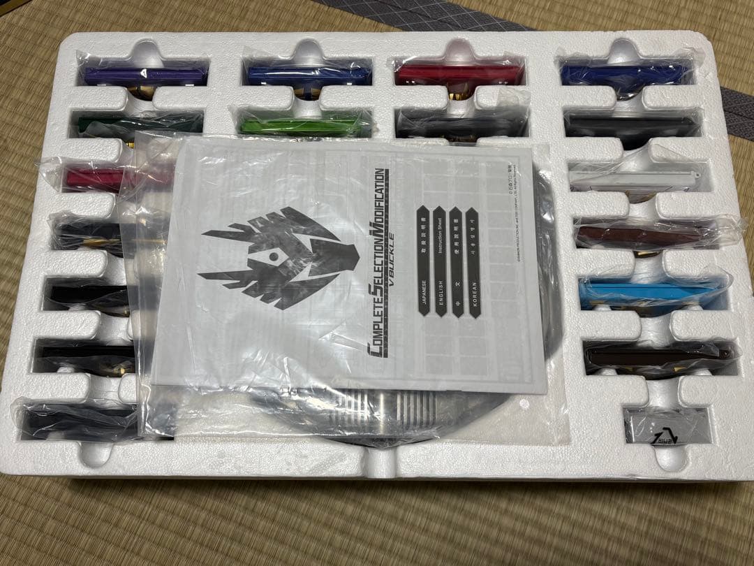 CSM Vバックル　仮面ライダー龍騎