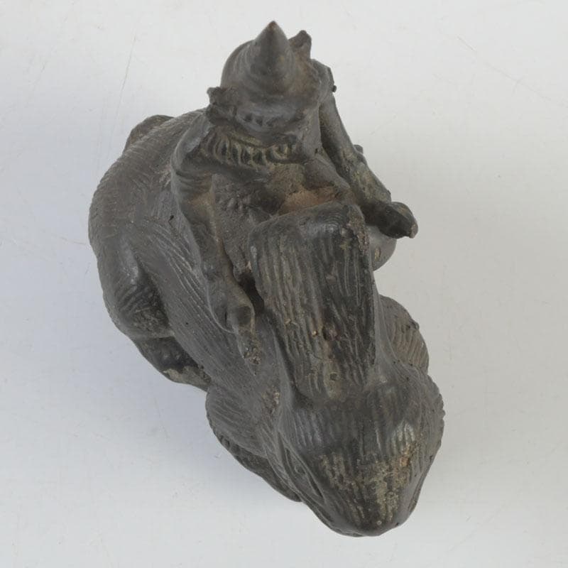 仏教美術　古銅　チベット仏　兎に観音像　仏像　置物　C　9867