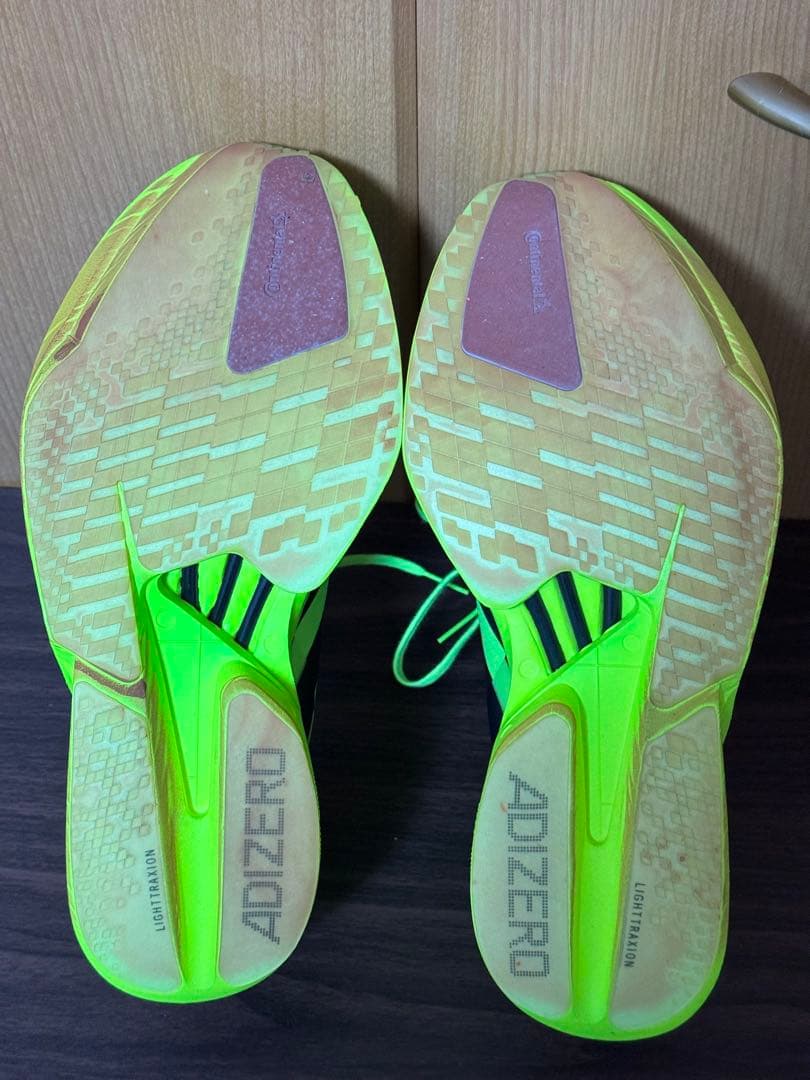 アディオスプロ4 26.0センチ