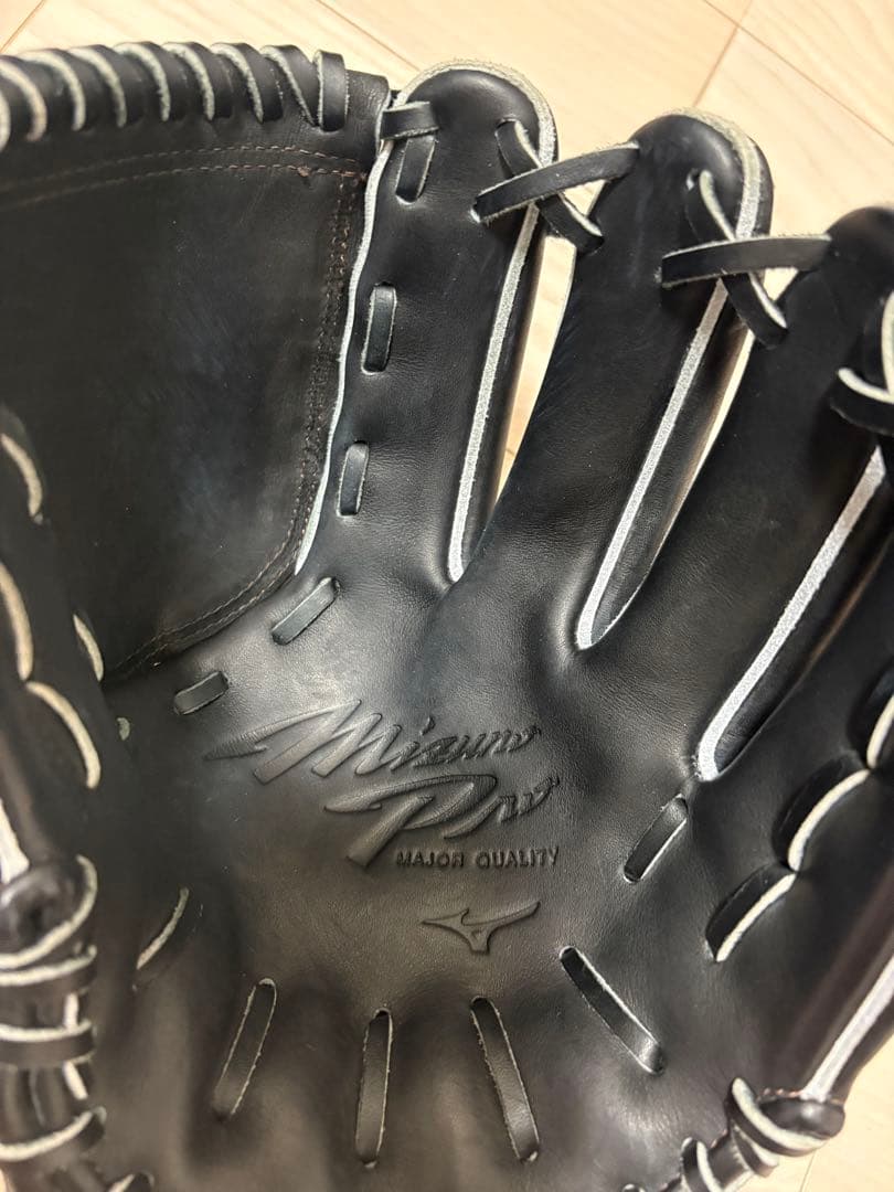 こ*け様 ミズノプロ 硬式グローブ 右投手用 11サイズ