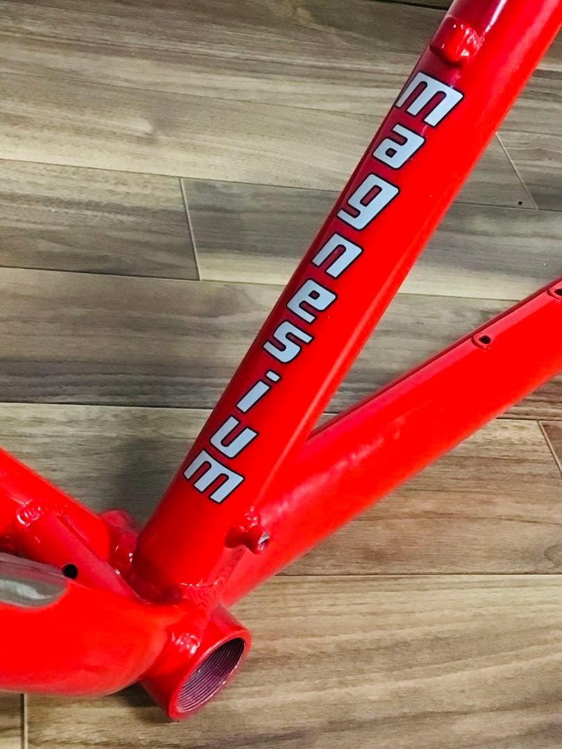 SCOTT Team Issue 超軽金属素材マグネシウム ロードフレーム 新品