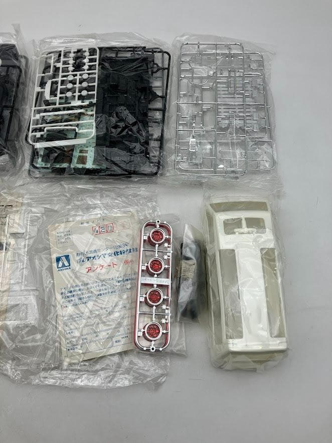 デリカ　スターワゴン4WD　SUPER EXCEED　プラモデル