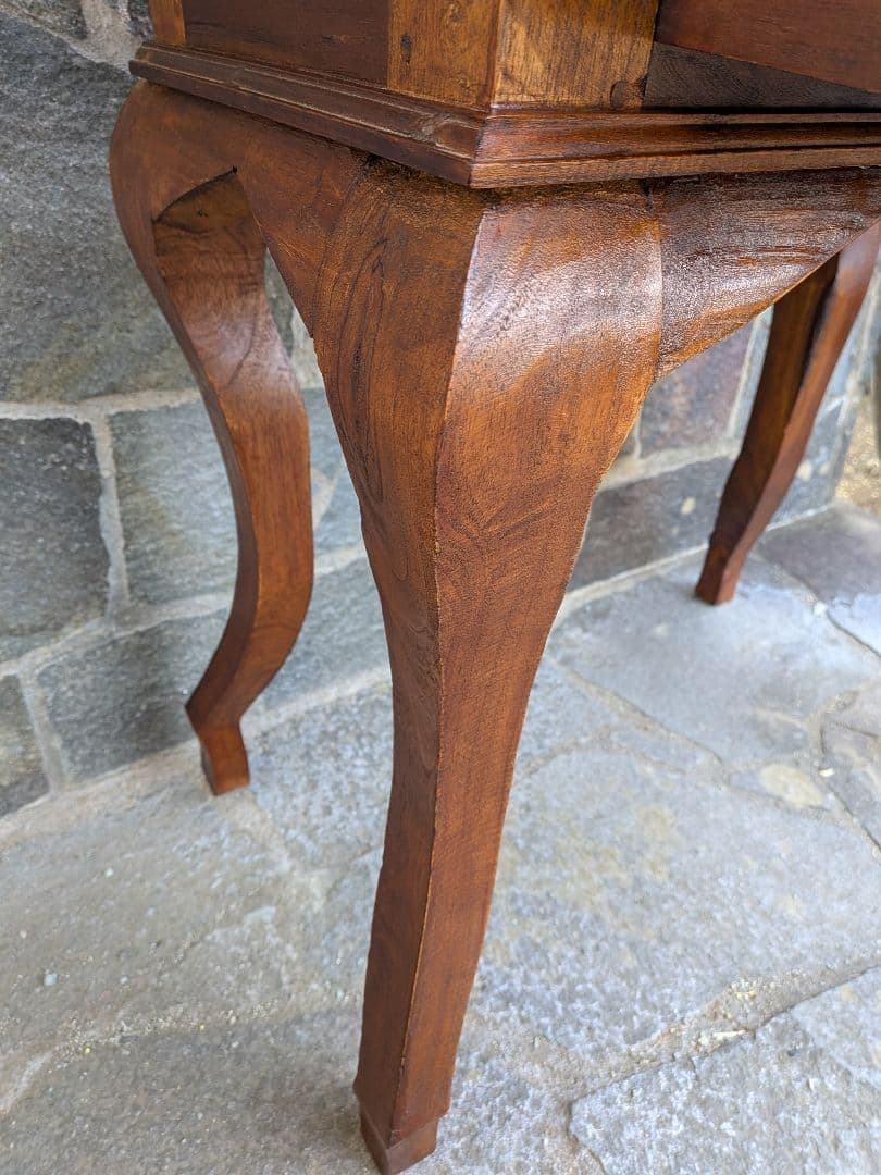 アンティーク木製の猫脚ガラスキャビネット　ケビントキャビネット