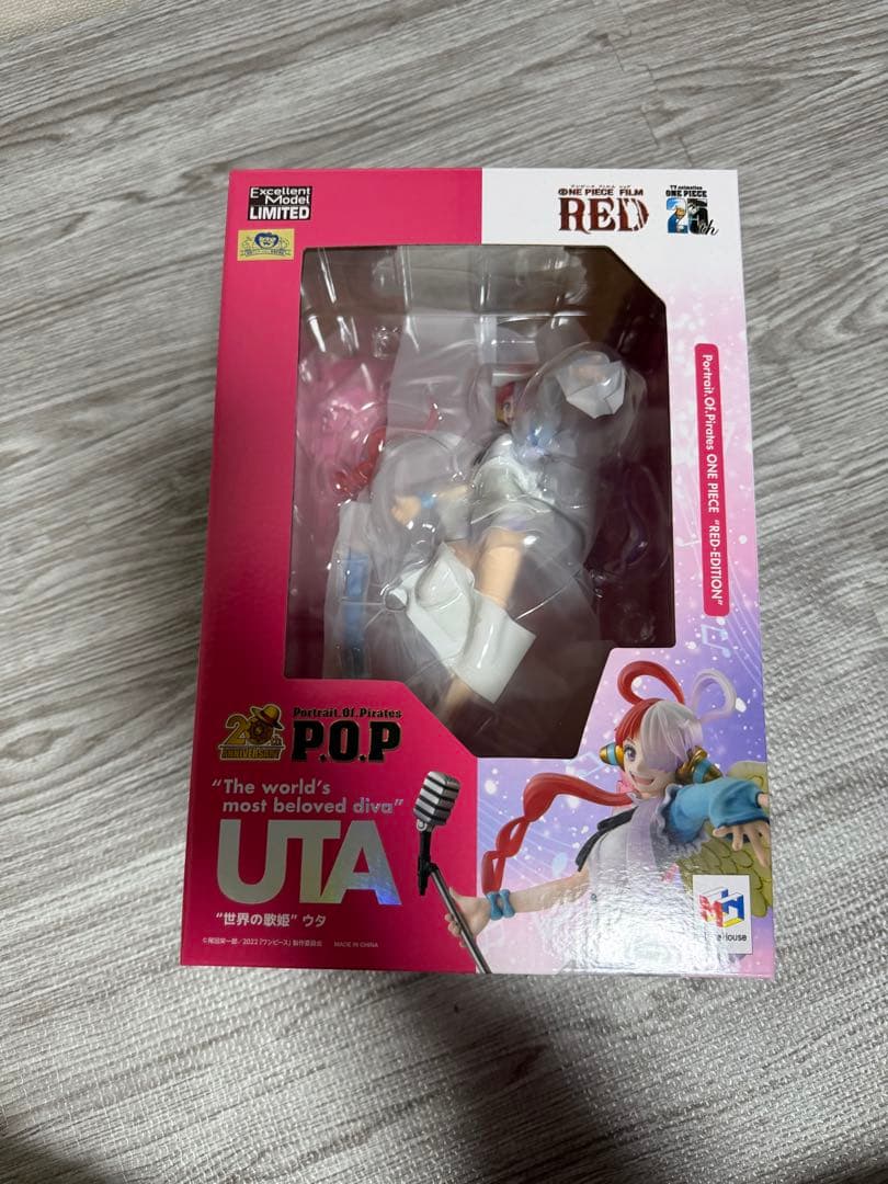 ワンピース、ウタフィギュア新品未開封品