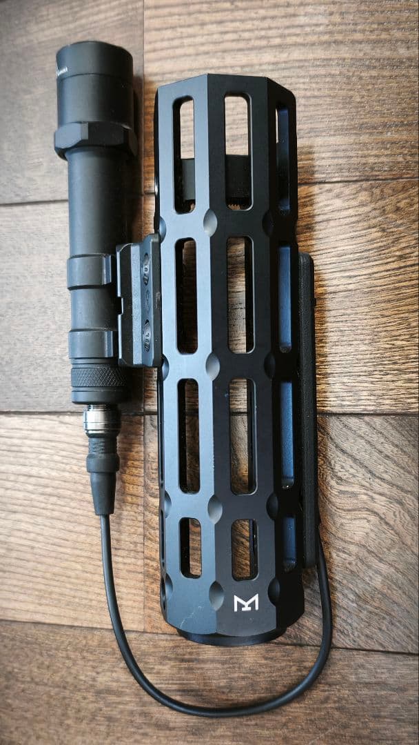 MI タイプ ハンドガード surefire ライトセット