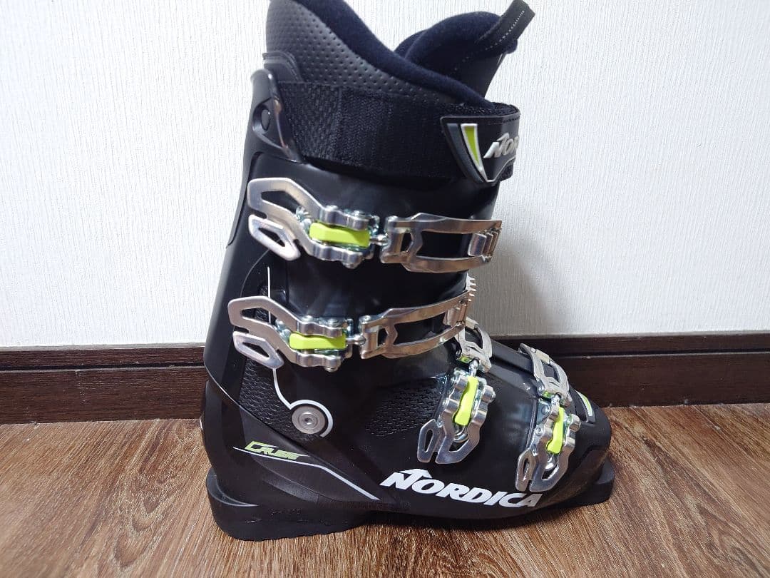 美品即日発送 NORDICA CRUISE スキーブーツ 25.0〜25.5cm
