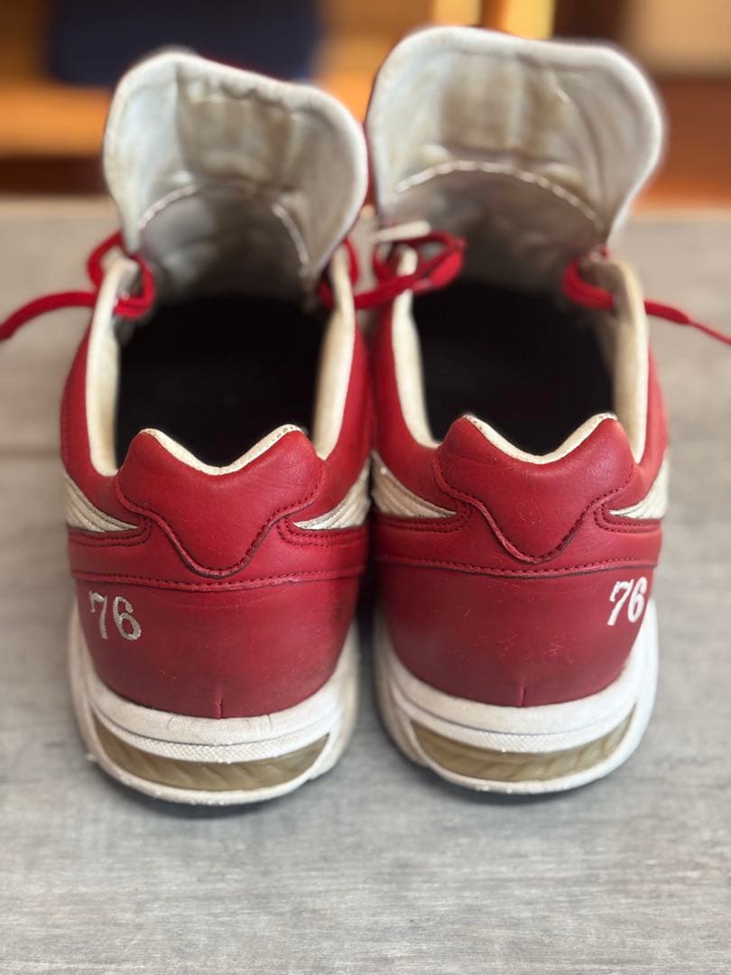 asics レッド トレーニングシューズ 27.5