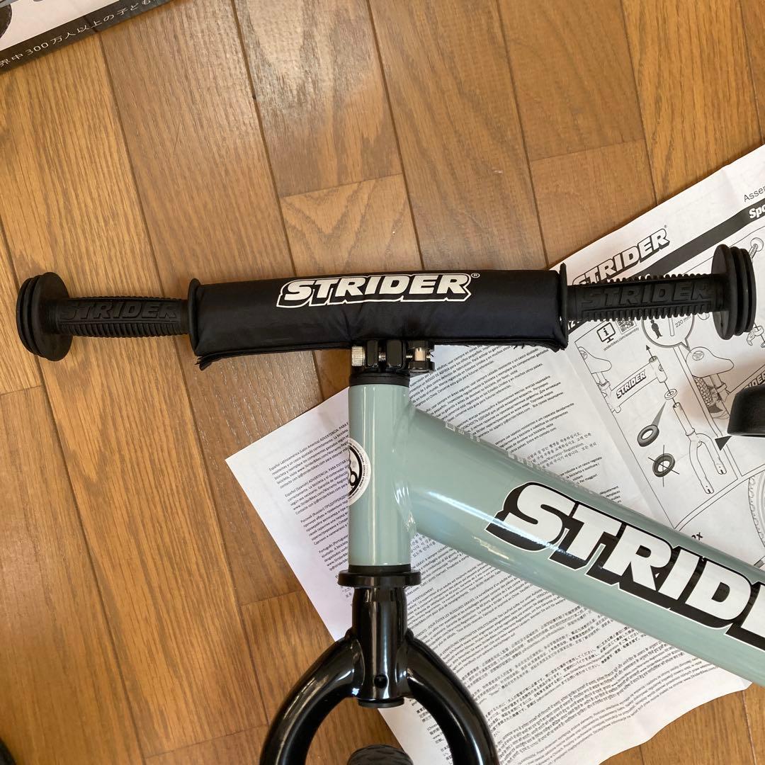 Strider ストライダー　12インチ　スポーツモデル　限定カラー 美品