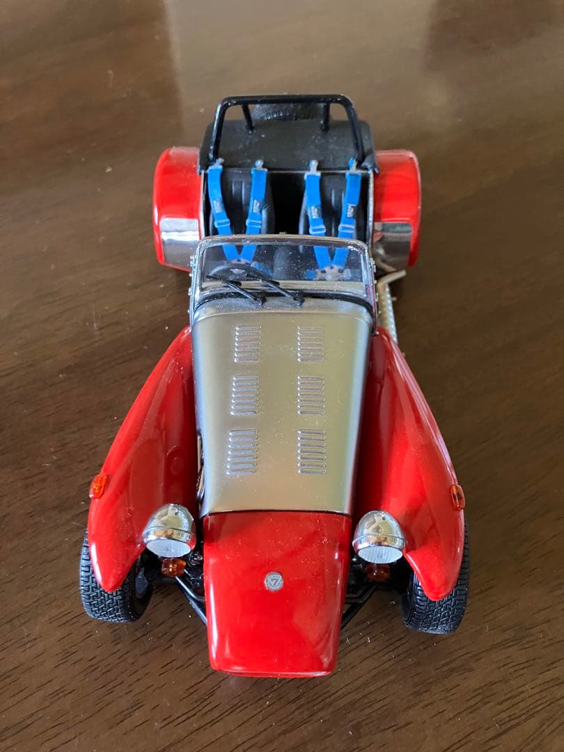 京商1/18CATERHAM SUPER SEVEN ミニカーレッド/シルバー