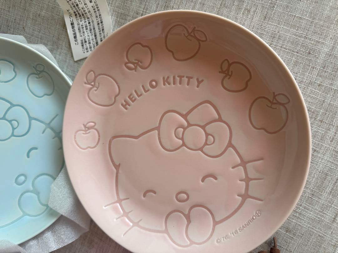 サンリオのキティちゃん食器セット陶器7 プラスチック皿6 株サンリオ