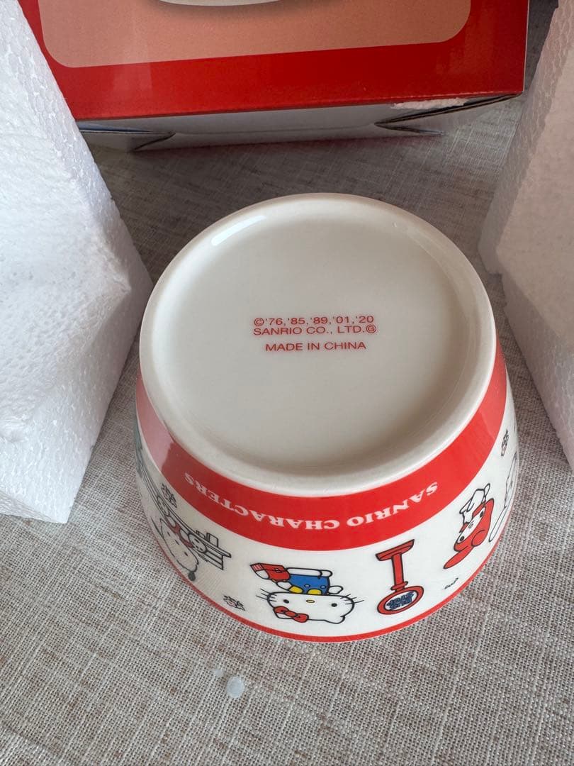 サンリオのキティちゃん食器セット陶器7 プラスチック皿6 株サンリオ