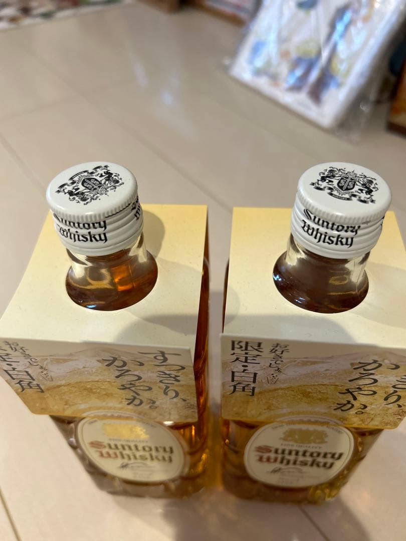 サントリーウイスキー 白角 700ml サントリー