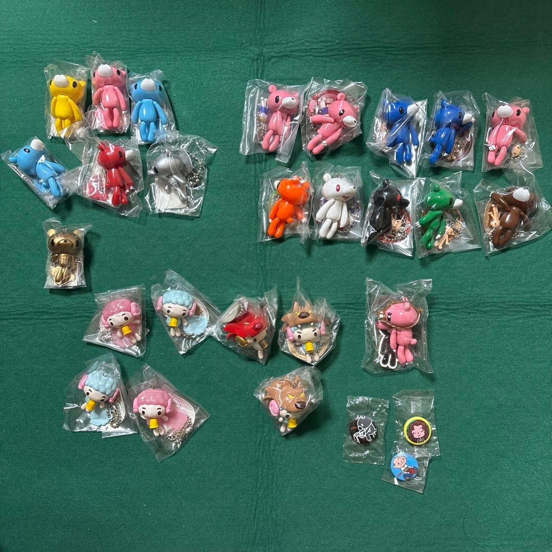 未開封 グルーミー ぷらーんぷらんキーチェーン 25個 バッジ付き