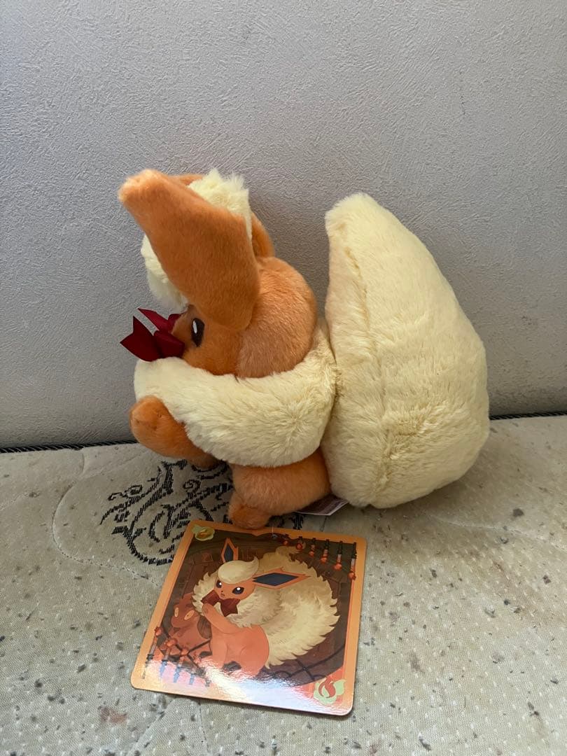 ポケモン　Eevee Collection ブースター ぬいぐるみ