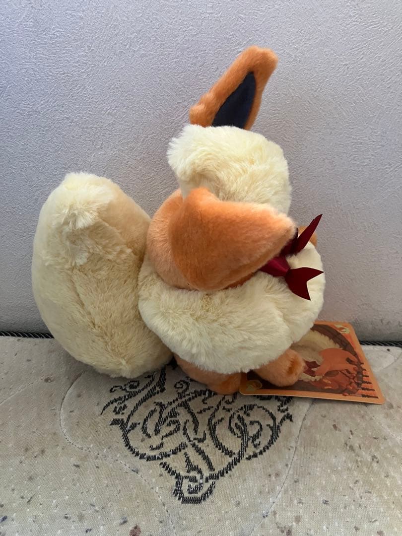 ポケモン　Eevee Collection ブースター ぬいぐるみ