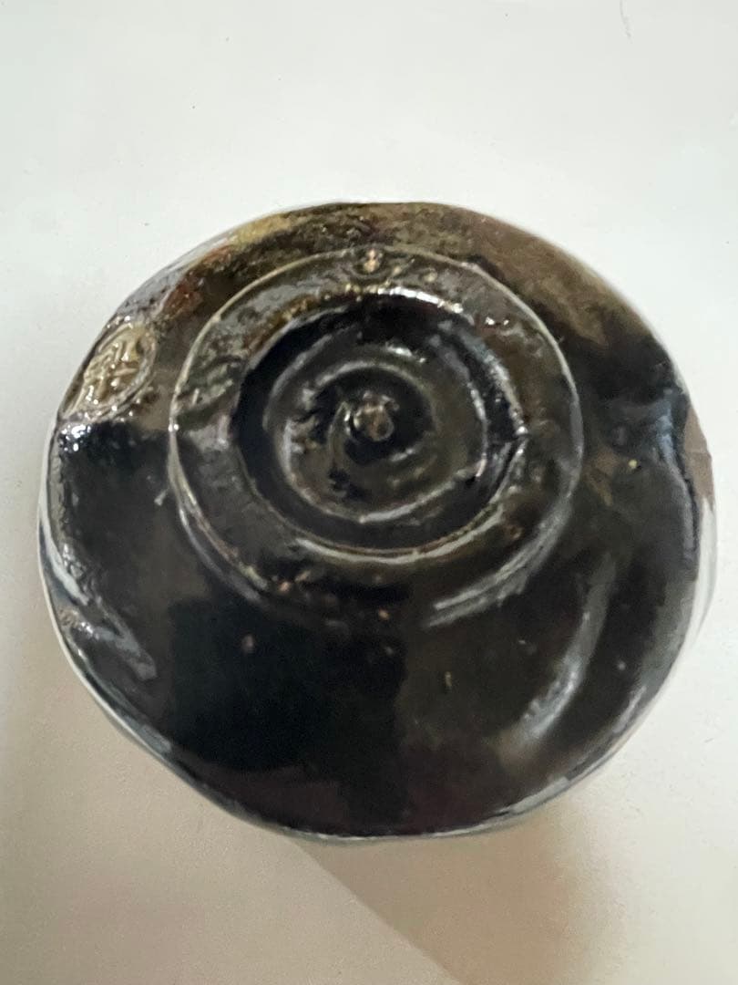 十一代楽吉左衛門造？ 黒筒茶碗