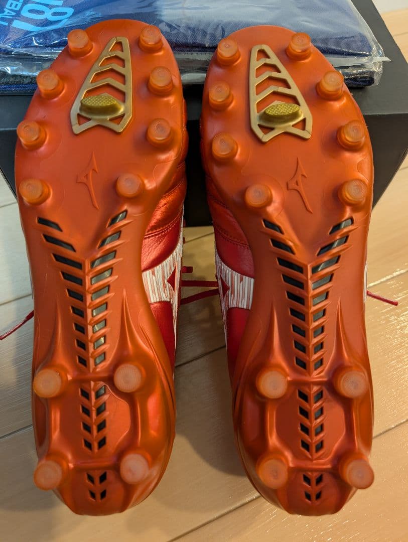 モレリアネオ4 JAPAN ruby red 27cm