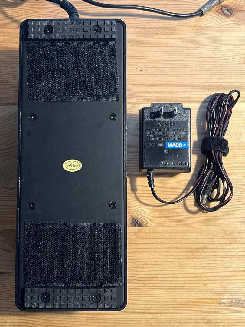 ギター moogerfooger MF-101 Lowpass Filter + EP2