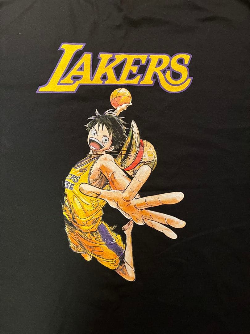 ONE PIECE × LAKERS コラボ Tシャツ