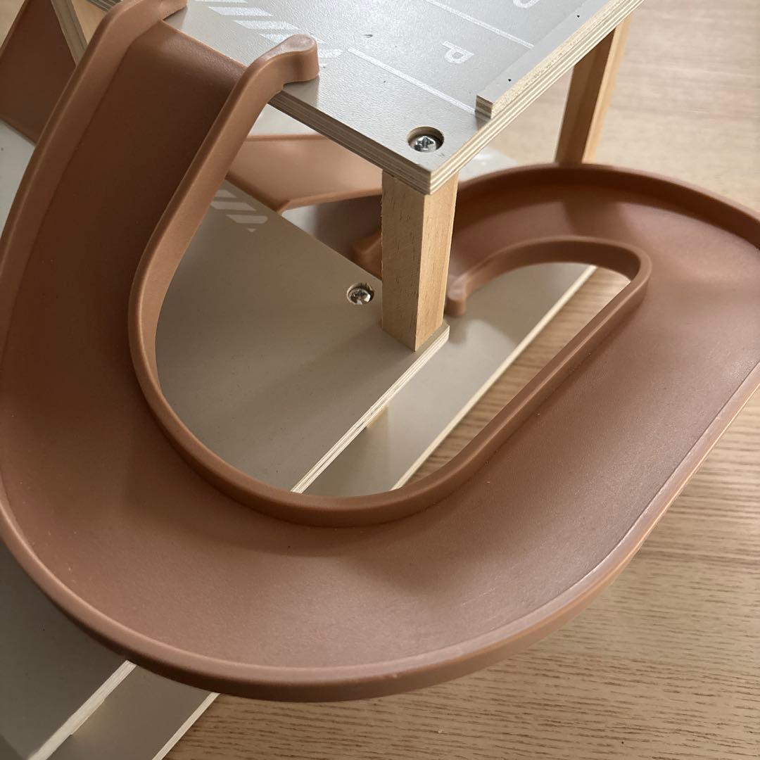 スリコ ミニカー立体駐車場 ミニカー収納棚