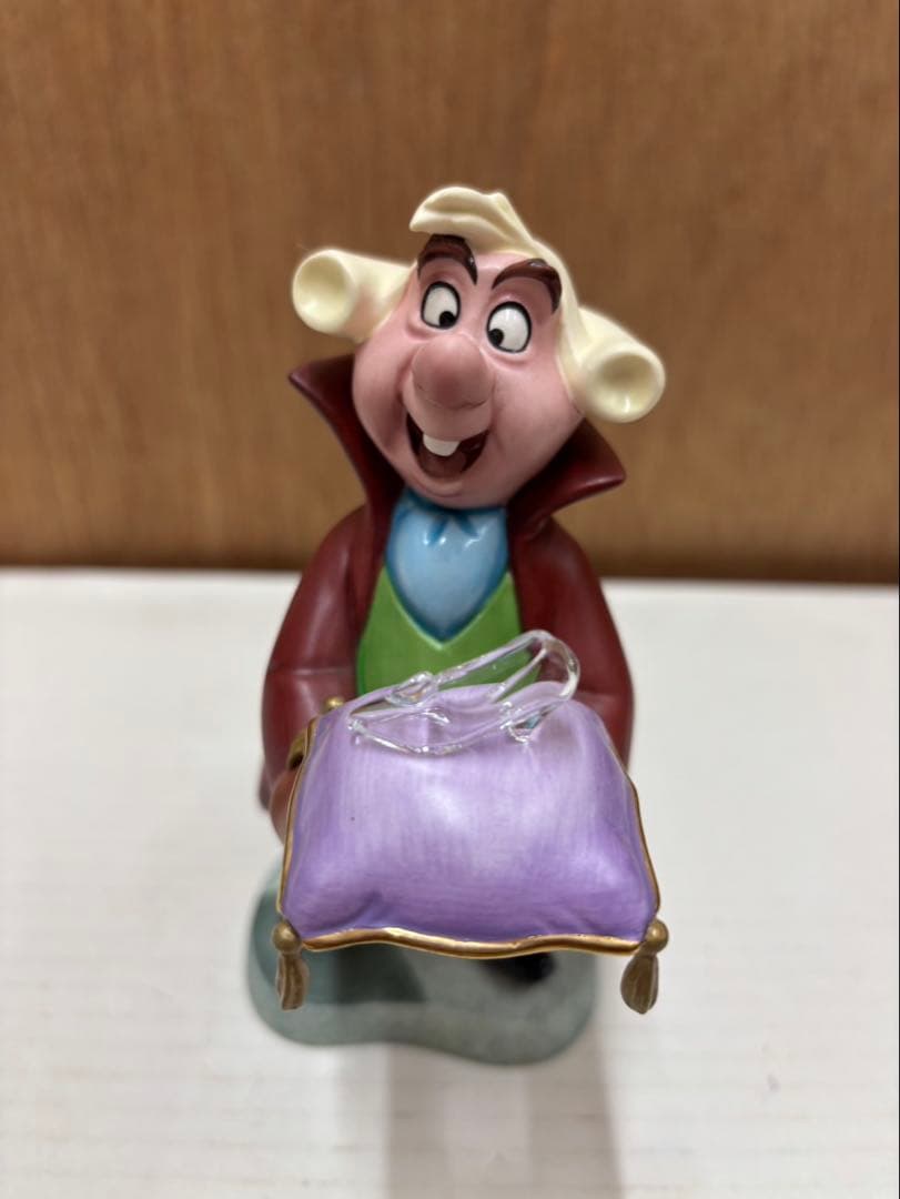 ディズニーwDCC フットマン