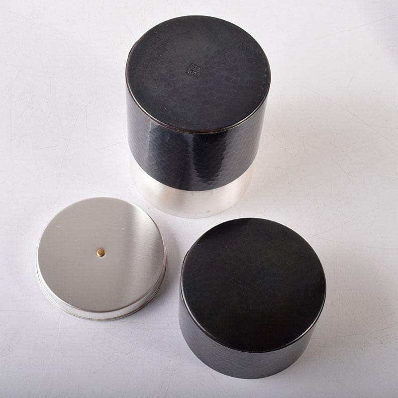 鎚起銅器　玉川堂造　紫金色鎚肌　茶托　茶筒　茶さじ　茶器揃　共箱　D　R8147