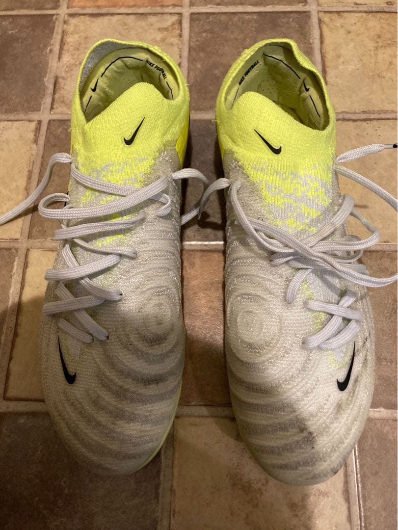 NIKE ファントムGXエリートになります。 AG 26.0