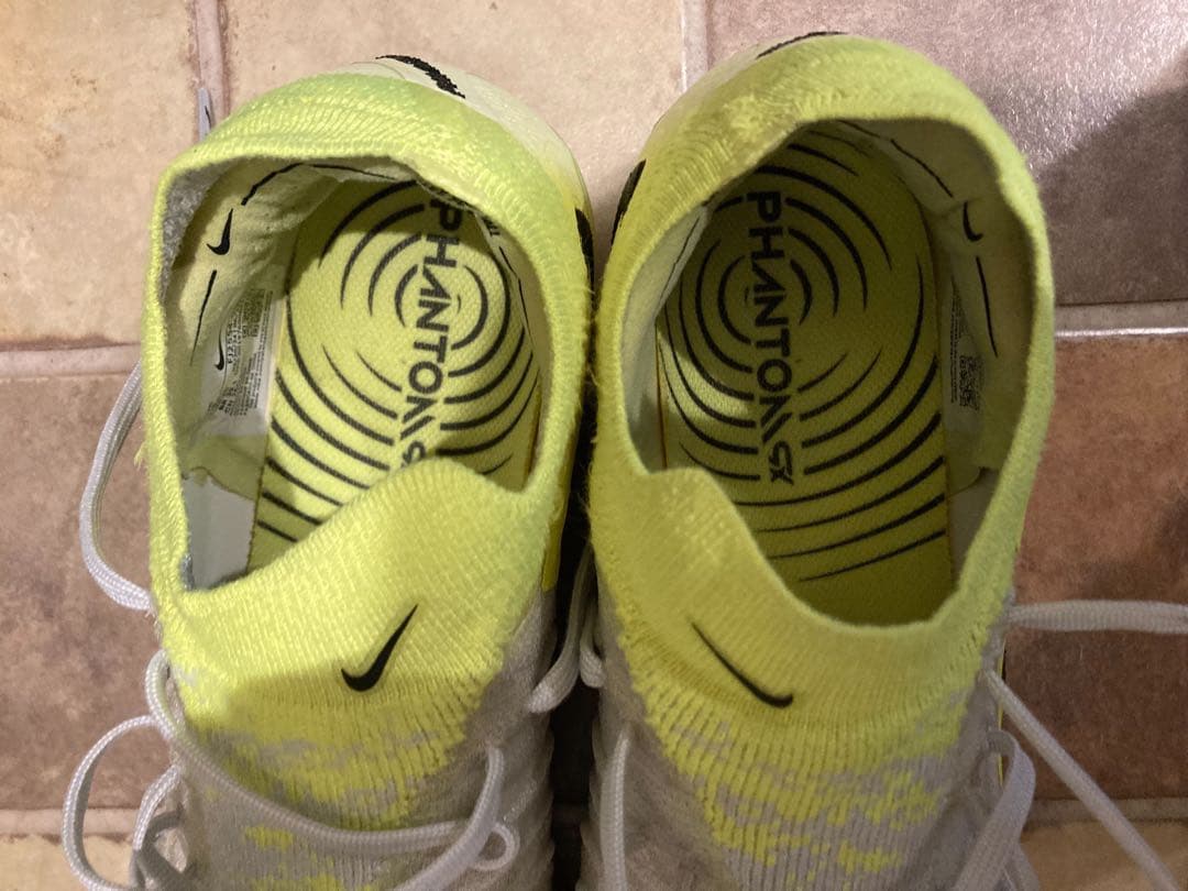 NIKE ファントムGXエリートになります。 AG 26.0