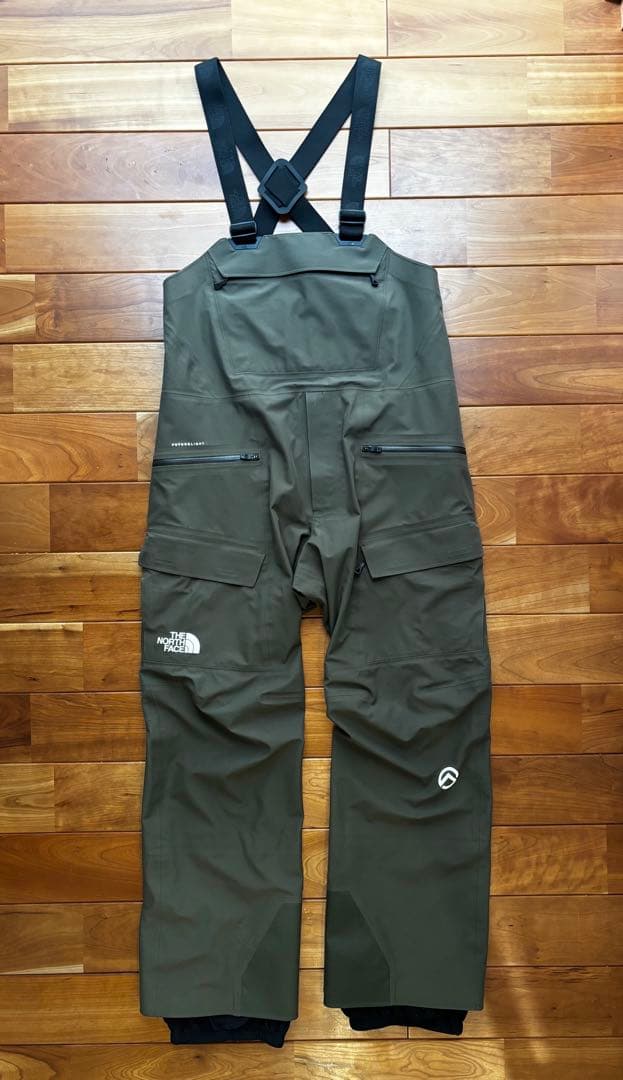 THE NORTH FACE ビブパンツ（FUTURELIGHT）
