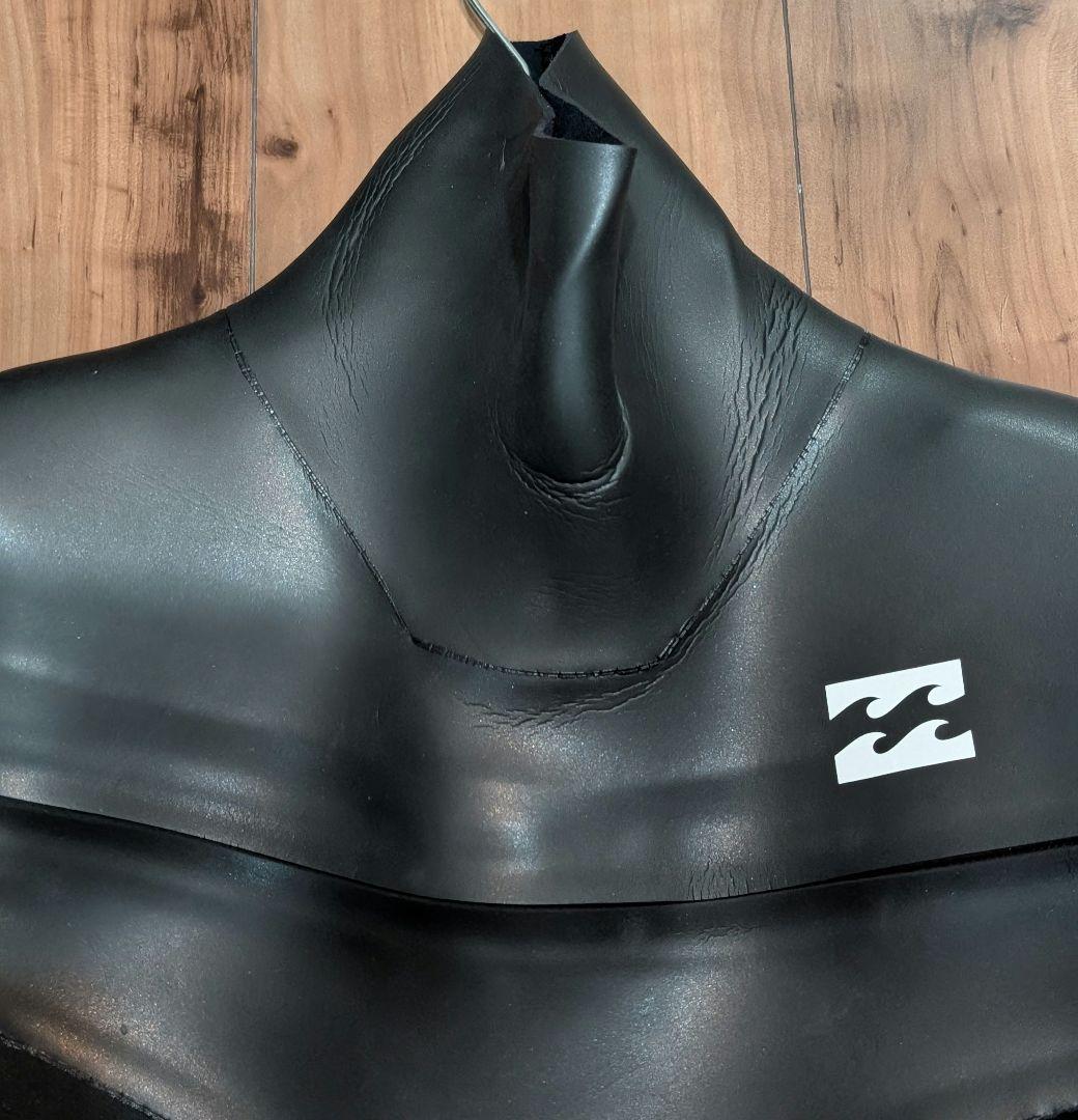 BILLABONG　ロングチェストジップ　セミドライ　5㎜3㎜　新品未使用