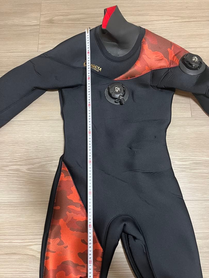 【Hato】ドライスーツ３点セット ワールドダイブ