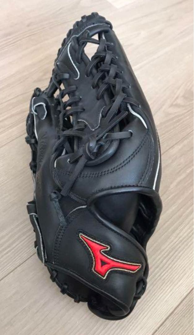♦︎Mizuno♦︎硬式グローブ♦︎左利き用♦︎victoryシリーズ