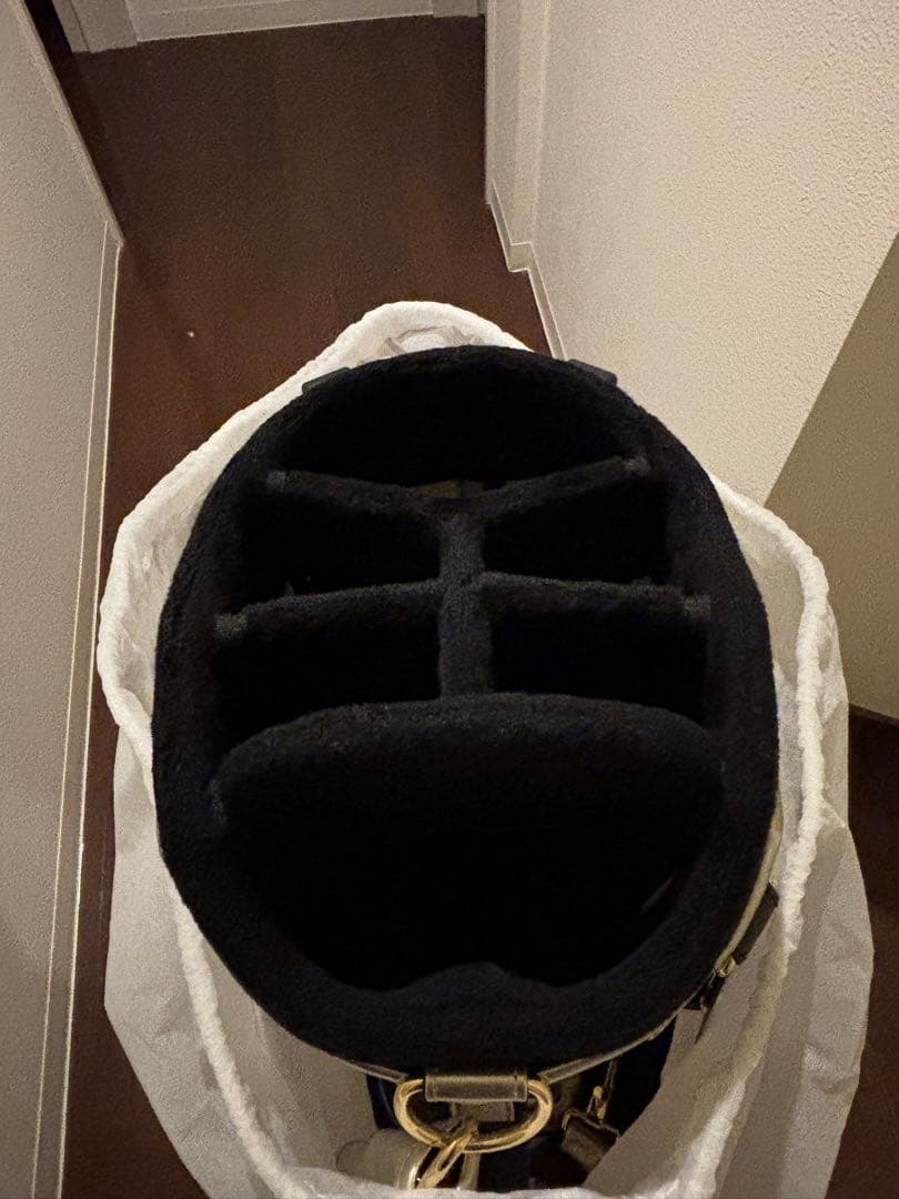 ムータマリン　シャンパンゴールドキャディーバック