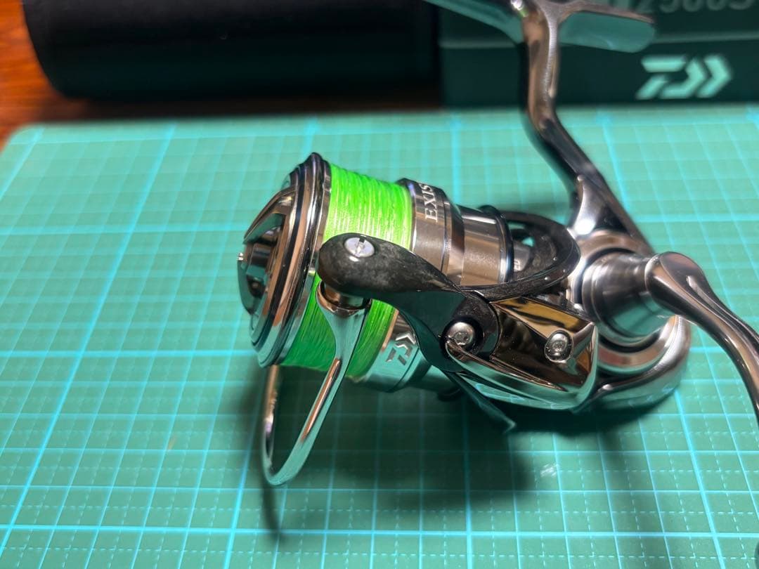Daiwa 18イグジストFC LT2500S-CXH