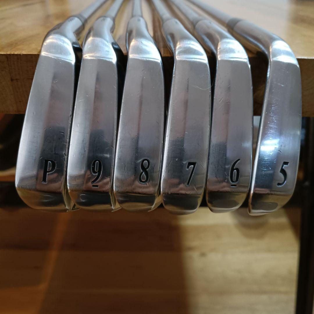 スリクソン　Z745アイアンセット P-5I DG200